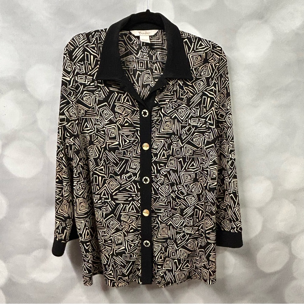 TanJay two-piece travel friendly vintage outfit black‎ and tan geometric pattern